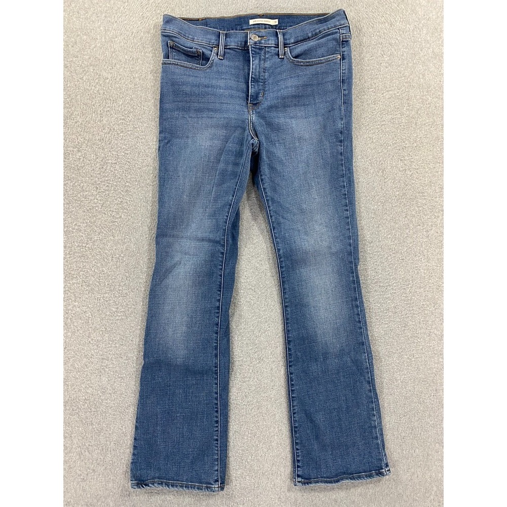 Levis Womens Size 31 (32x31) 315 Shaping Bootcut Blue Denim 5 Pocket Jeans